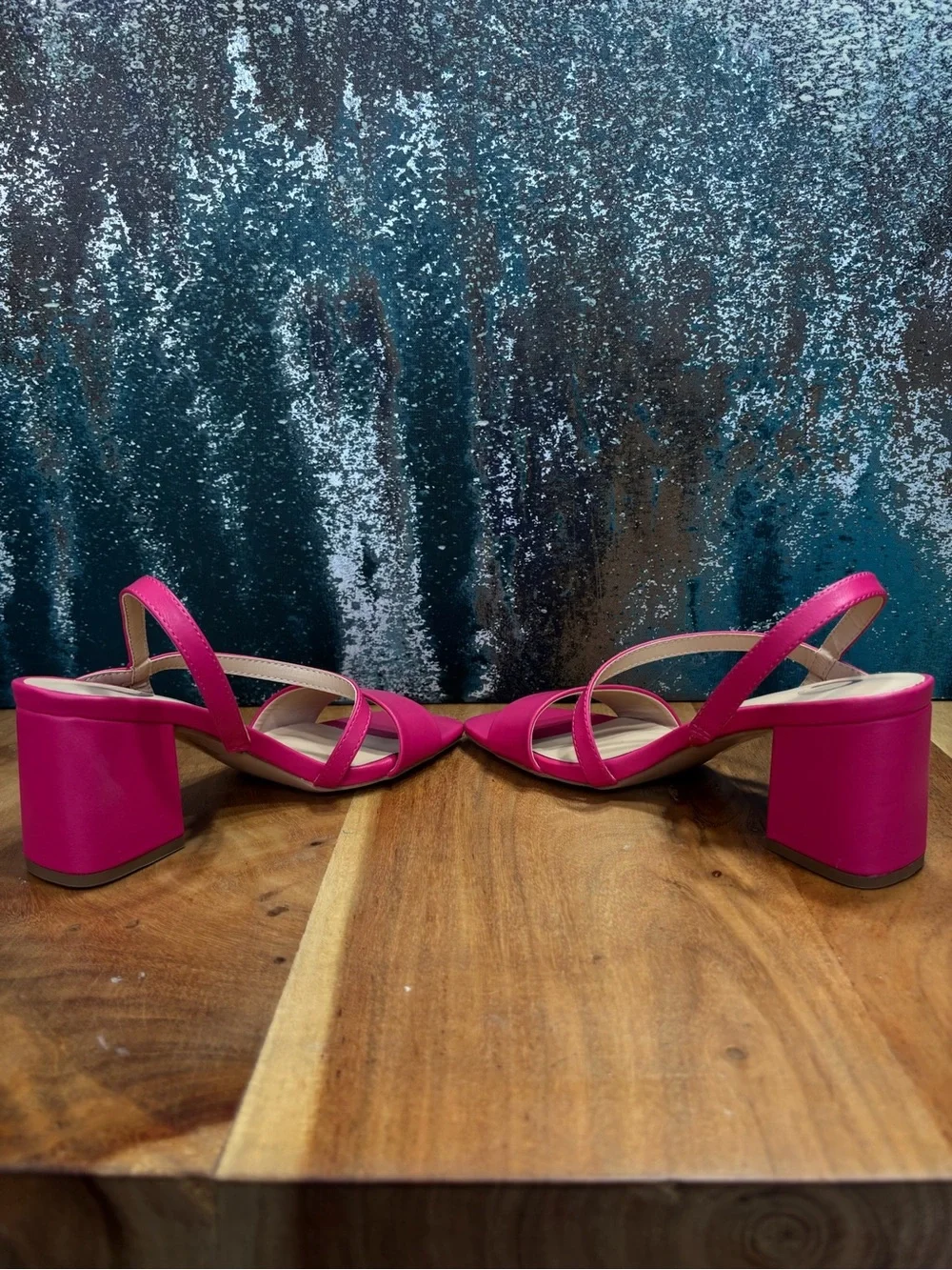 Journee Collection Barbiecore Lirryc Magenta‎ Block Heel Sandals